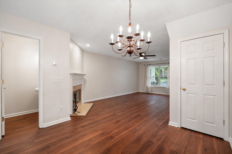 432 Shadow Glen Dr, Nashville, TN 37211