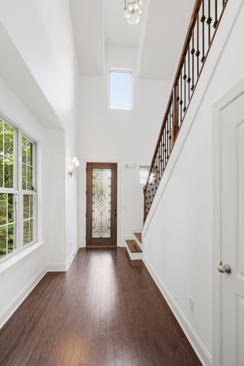918 Silkwood Cir, Nashville, TN 37221