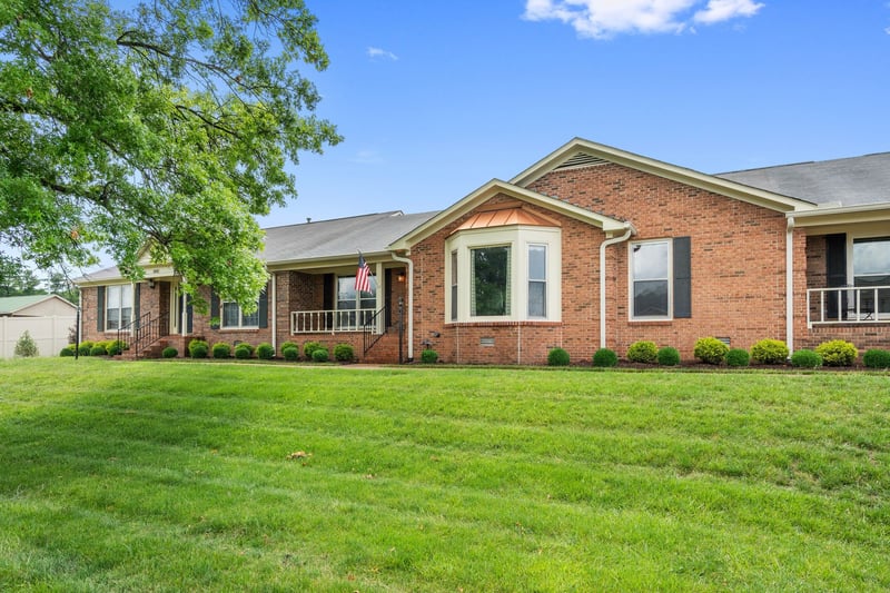 2123 River Chase Dr, Murfreesboro, TN 37128