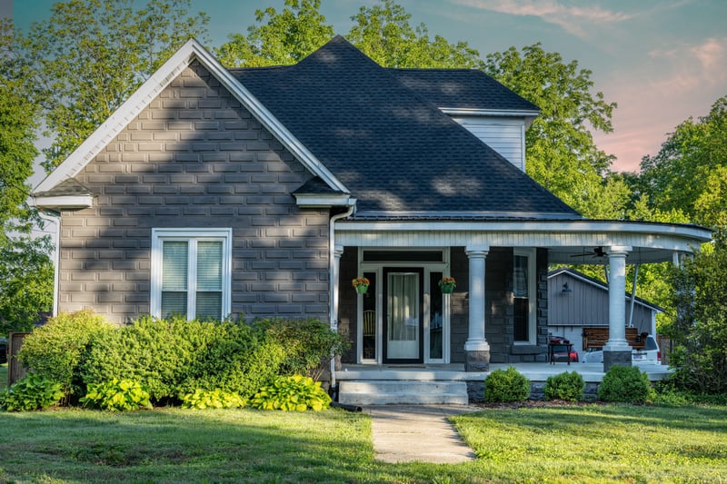 312 S Church St, Adams, TN 37010