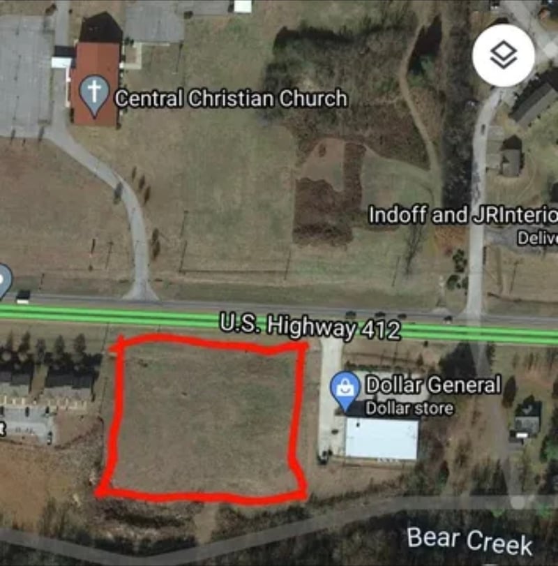 702 Bear Creek Pike, Columbia, TN 38401