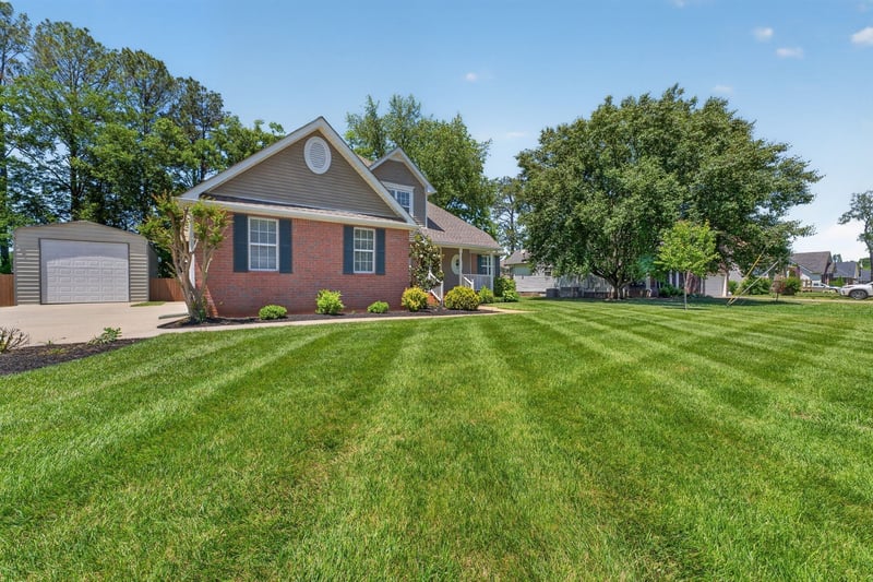 2903 Vinemont Dr, Murfreesboro, TN 37130