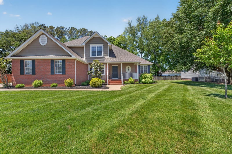 2903 Vinemont Dr, Murfreesboro, TN 37130
