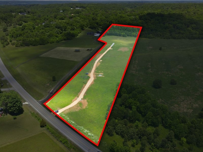2600 Williamsport Pike, Columbia, TN 38401