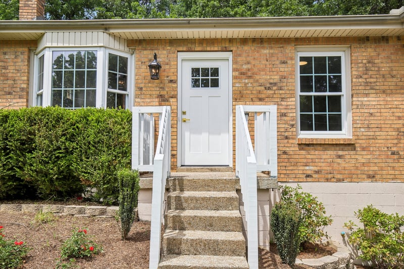 113 Diana Dr, Dickson, TN 37055