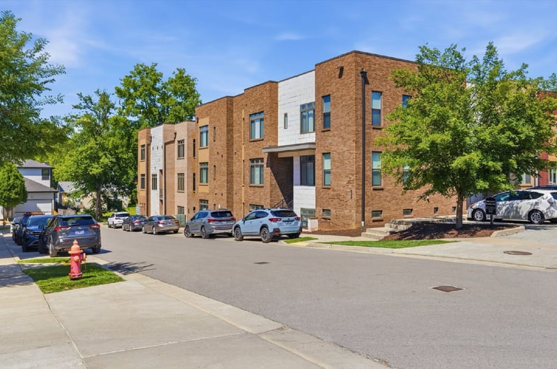 1608 Marshall Hollow Dr #102, Nashville, TN 37203