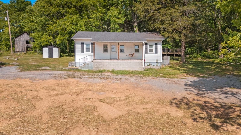 565 Norene Rd, Lebanon, TN 37090