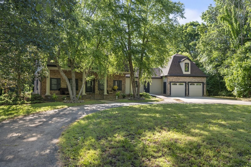 8238 Hawkins Rd, College Grove, TN 37046