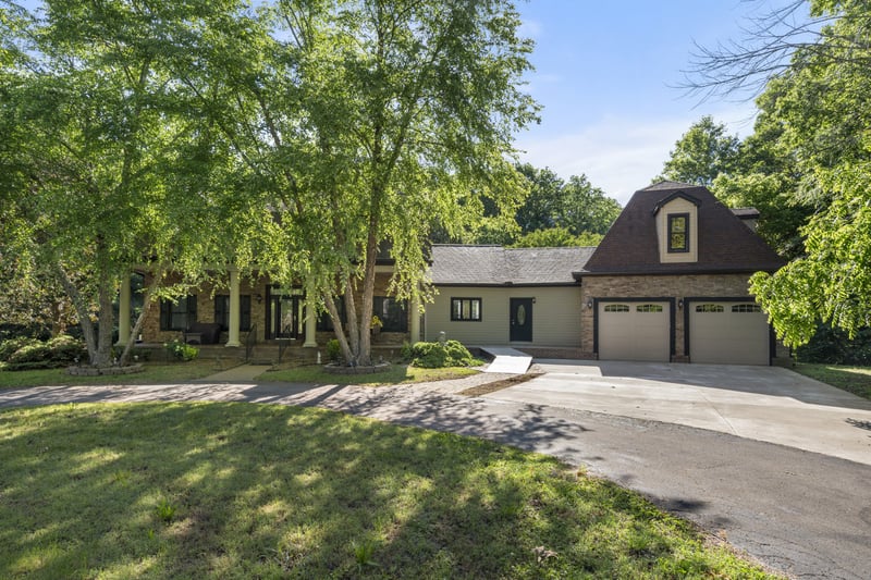 8238 Hawkins Rd, College Grove, TN 37046