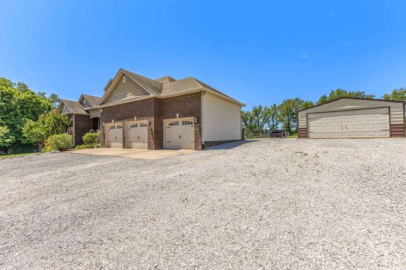 6734 Burgess Gower Rd, Cedar Hill, TN 37032