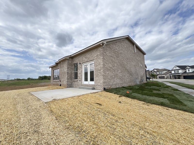101 Turf Way St, Gallatin, TN 37066