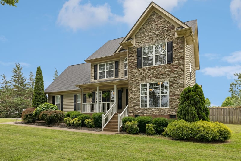1399 Standing Stone Cir, Columbia, TN 38401
