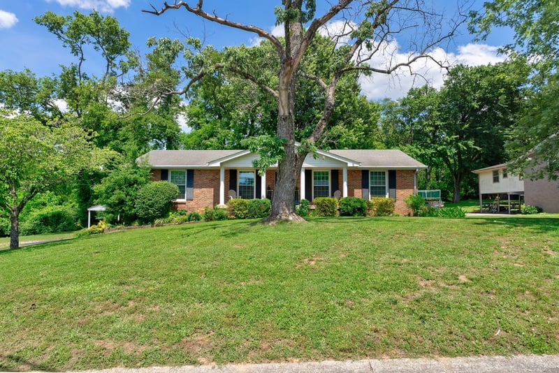4817 Matterhorn Dr, Old Hickory, TN 37138
