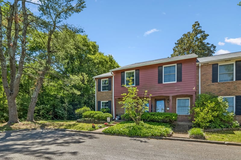 5510 Country Dr #97, Nashville, TN 37211