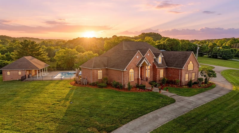 1357 Madison Creek Rd, Goodlettsville, TN 37072