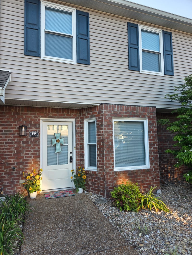 138 Cambridge Dr #C2, Gallatin, TN 37066