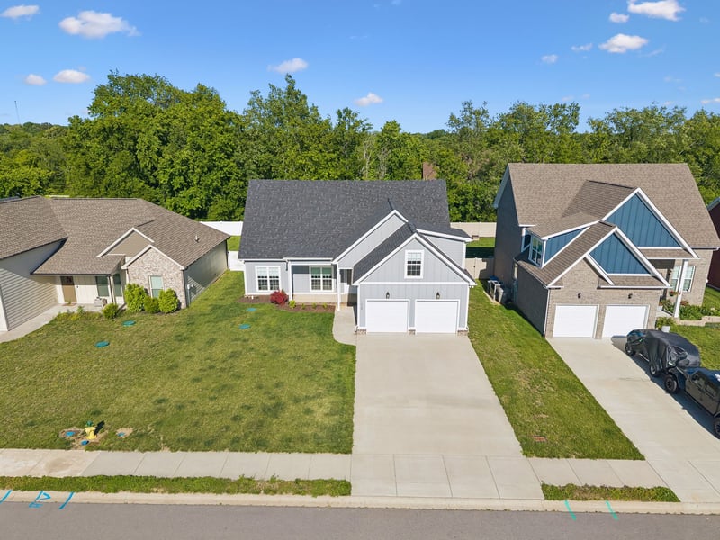 173 Jesse Dr, Pleasant View, TN 37146