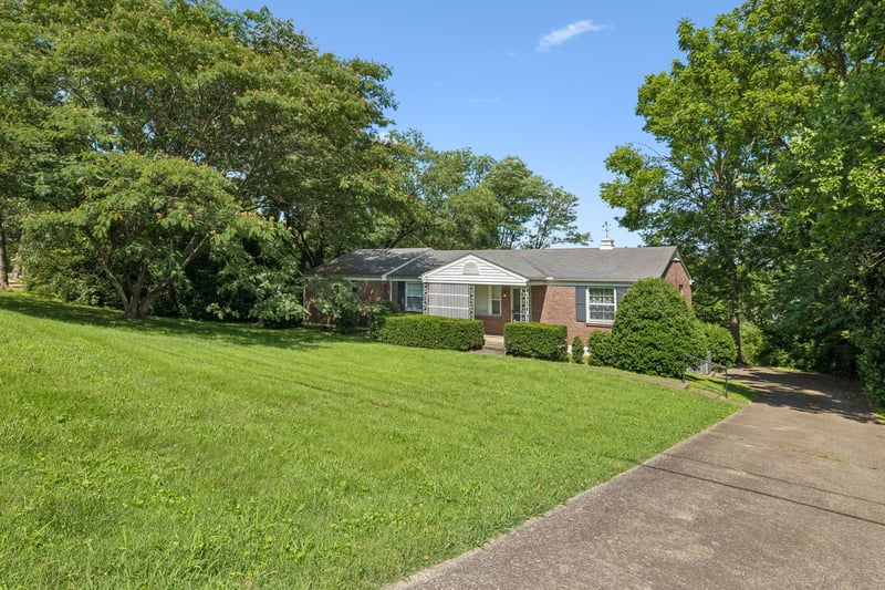 4846 Corning Dr, Nashville, TN 37211