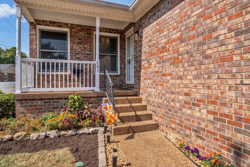 101 Sugar Maple N, Hendersonville, TN 37075