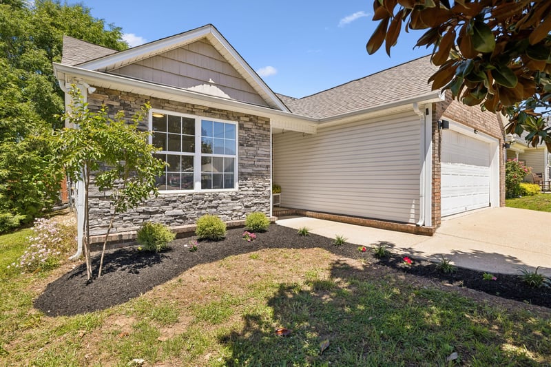 2009 Golden Ct, Spring Hill, TN 37174