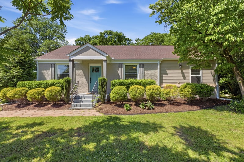 2411 Milton Dr, Nashville, TN 37216