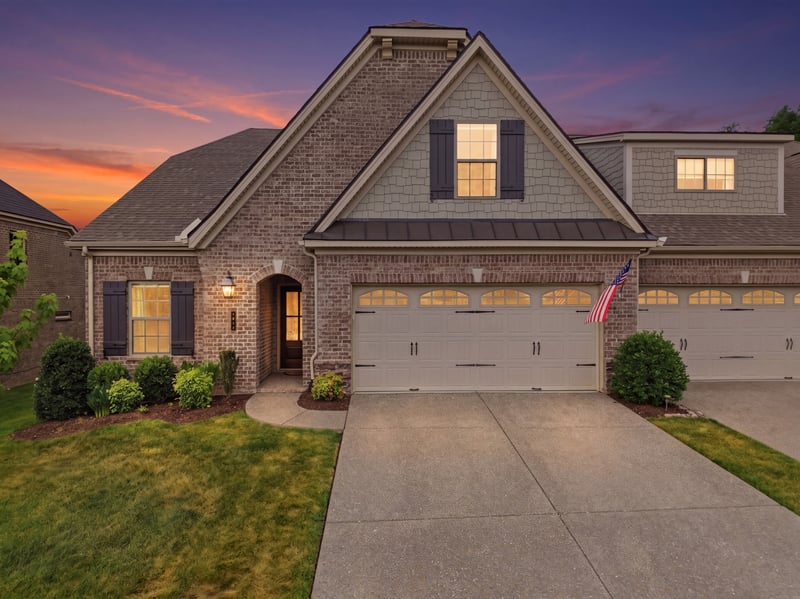 1043 Callaway Dr, Lebanon, TN 37087