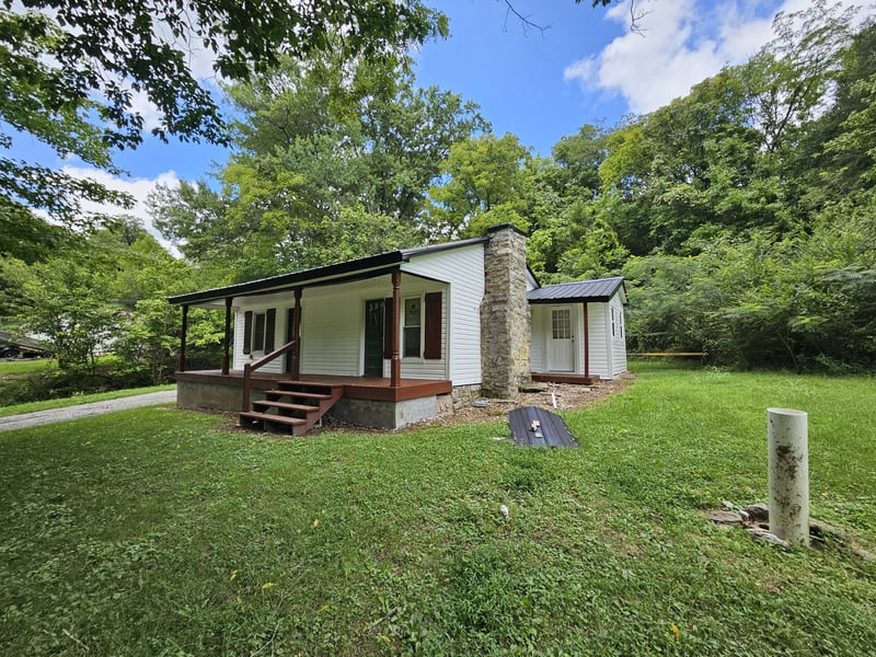 210 Rawls Creek Rd, Gordonsville, TN 38563