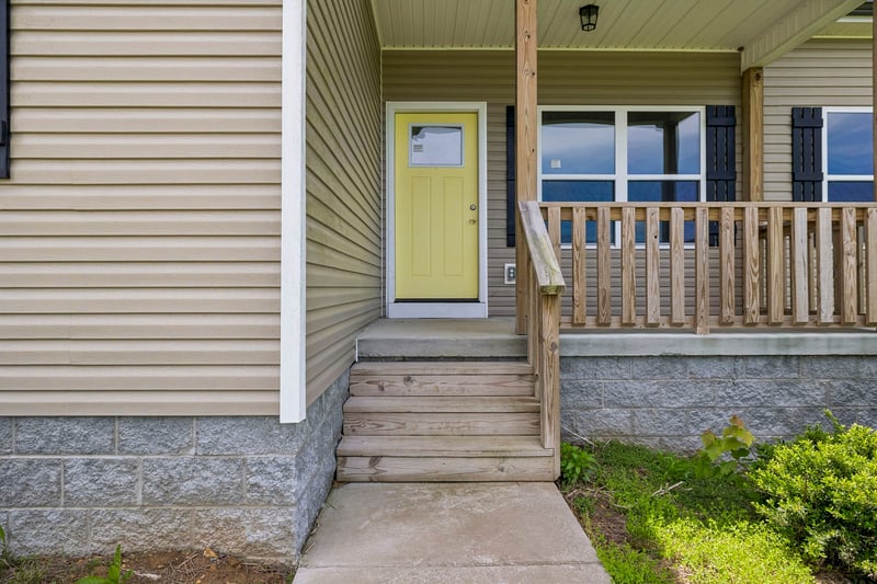 1162 Oak Grove Rd, Dickson, TN 37055