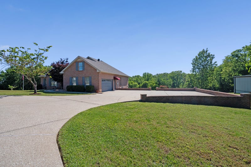 980 Riverview Rd, Mount Juliet, TN 37122