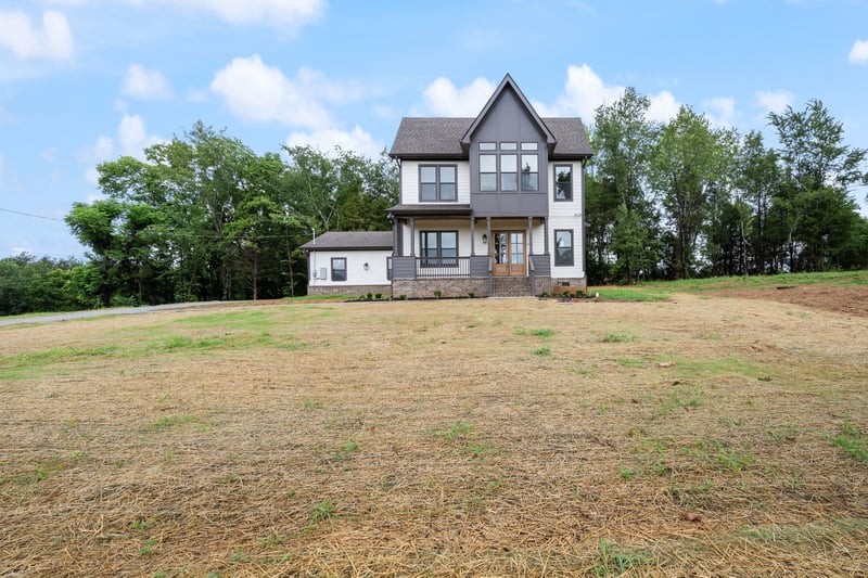 2731 Cave Springs Rd, Springfield, TN 37172
