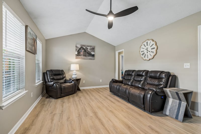 6456 Brandy Ln, Lebanon, TN 37090