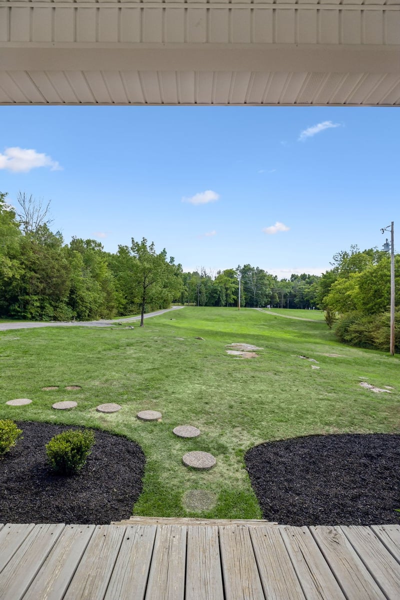 6456 Brandy Ln, Lebanon, TN 37090