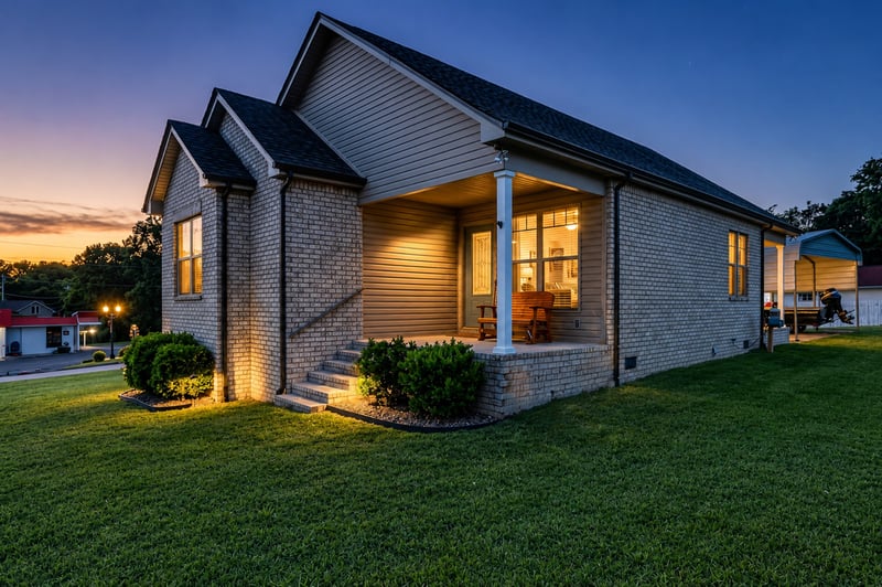 1702 Old Highway 31 E, Westmoreland, TN 37186