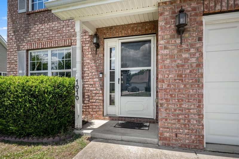 1010 Lowrey Pl, Spring Hill, TN 37174