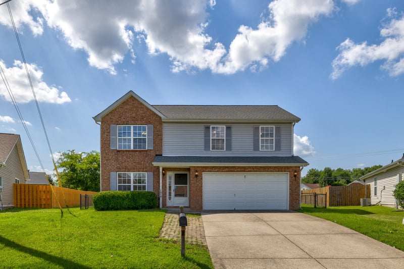 1010 Lowrey Pl, Spring Hill, TN 37174