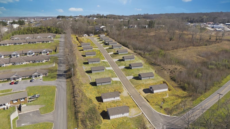 Hill Pl, Dickson, TN 37055