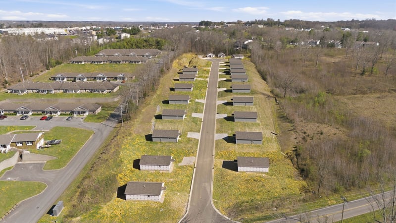 Hill Pl, Dickson, TN 37055