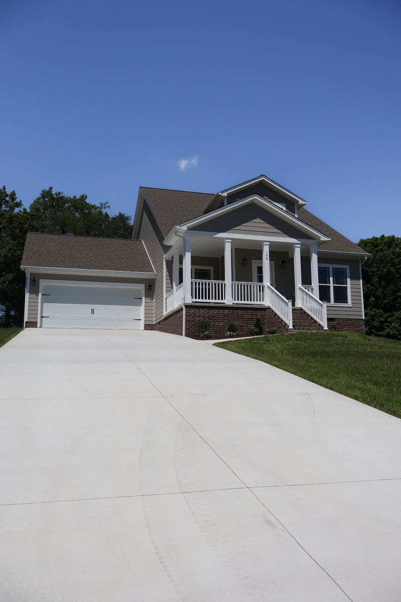 158 Lisa Dr, Gordonsville, TN 38563