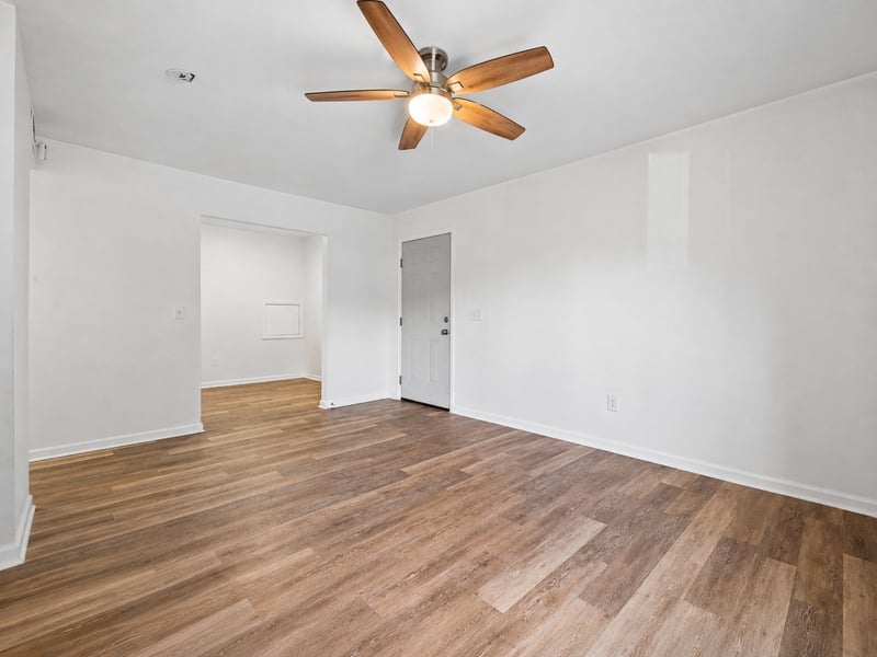 270 Tampa Dr #H1, Nashville, TN 37211