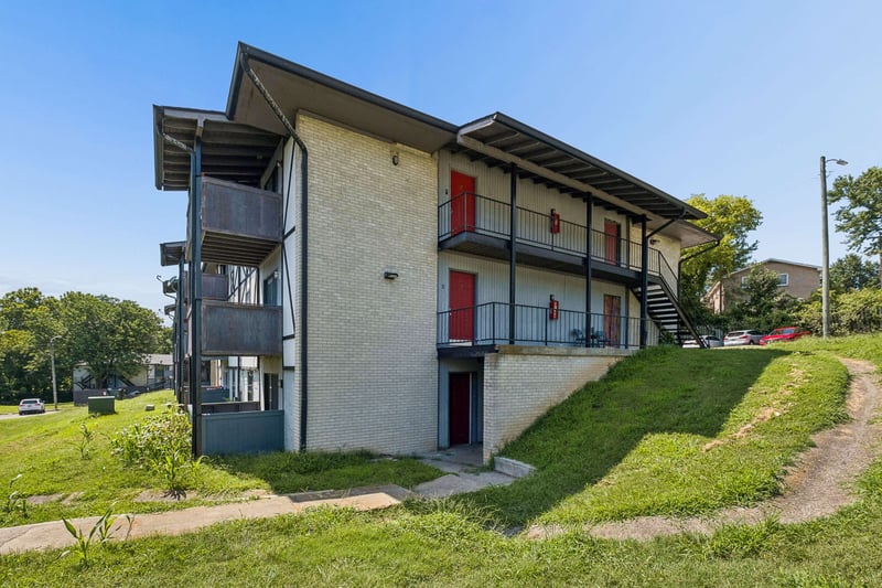 270 Tampa Dr #H1, Nashville, TN 37211