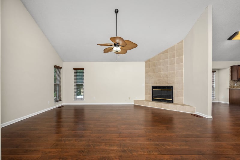 1061 Aire Ct, Murfreesboro, TN 37128