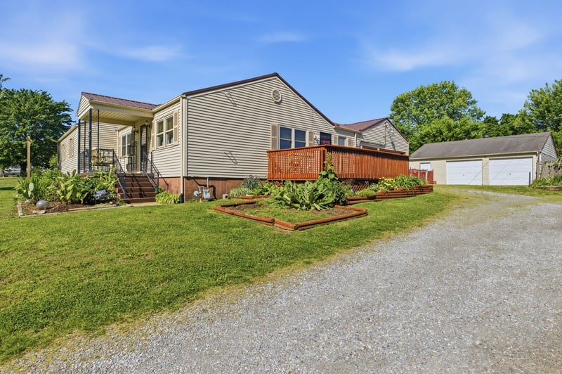 442 Crescent Dr, Springfield, TN 37172