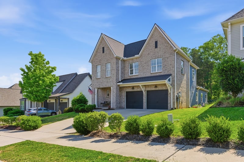 705 Plowson Rd, Mount Juliet, TN 37122