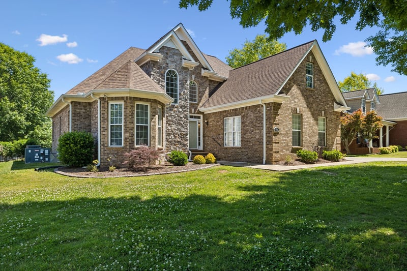 5442 Saint Ives Dr, Murfreesboro, TN 37128