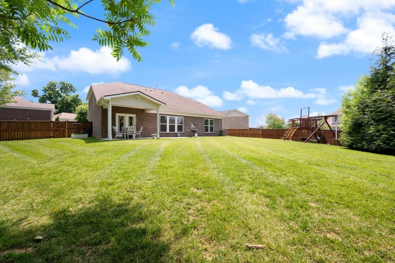 3011 Davinci Ct, Thompsons Station, TN 37179