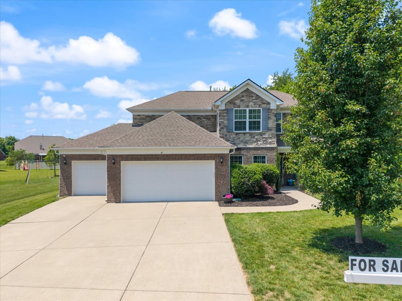 3011 Davinci Ct, Thompsons Station, TN 37179