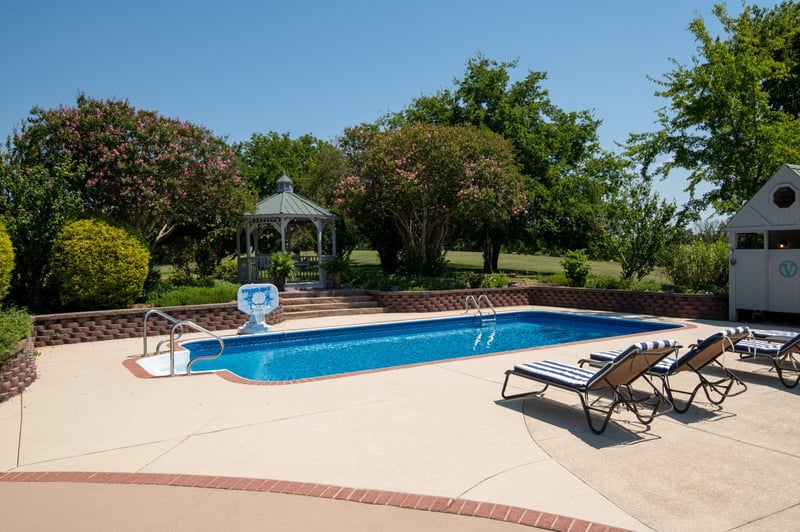344 Peach Valley Rd, Gallatin, TN 37066