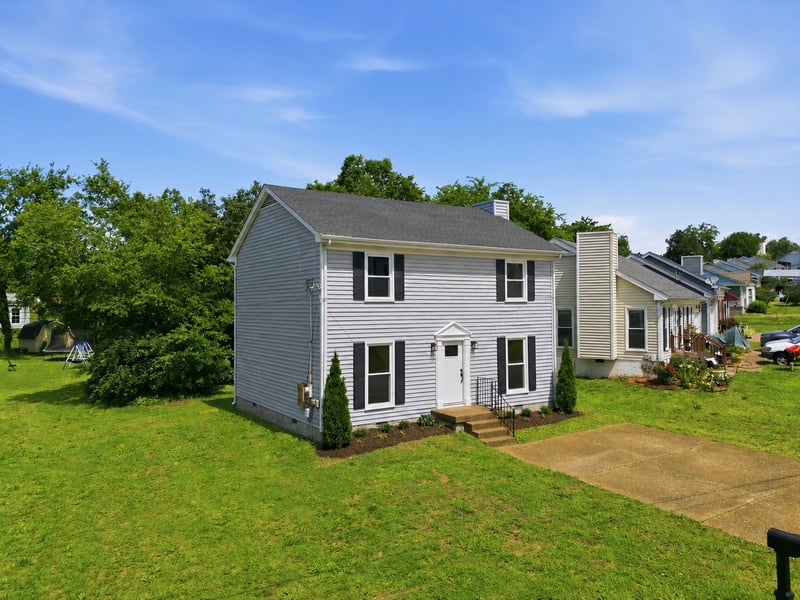 548 Heritage Ln, Madison, TN 37115