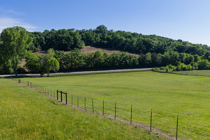Morel Rd, Columbia, TN 38401