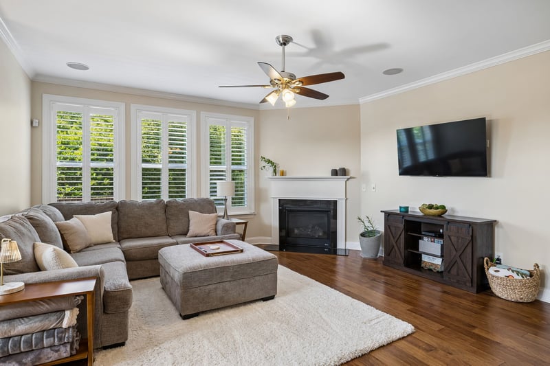 7107 Triple Crown Ln, Fairview, TN 37062
